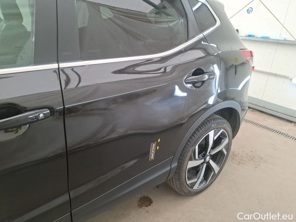  Nissan  Qashqai NISSAN  / 2017 / 5P / Crossover 1.3 DIG-T 160 DCT Tekna #1