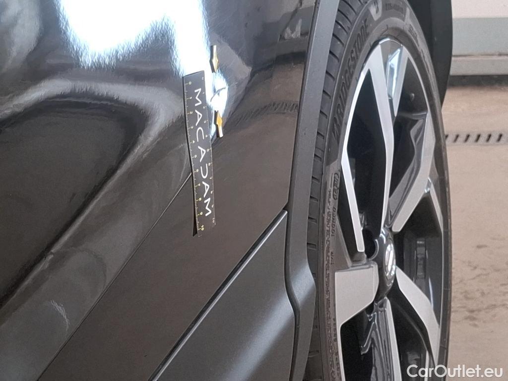  Nissan  Qashqai NISSAN  / 2017 / 5P / Crossover 1.3 DIG-T 160 DCT Tekna #3