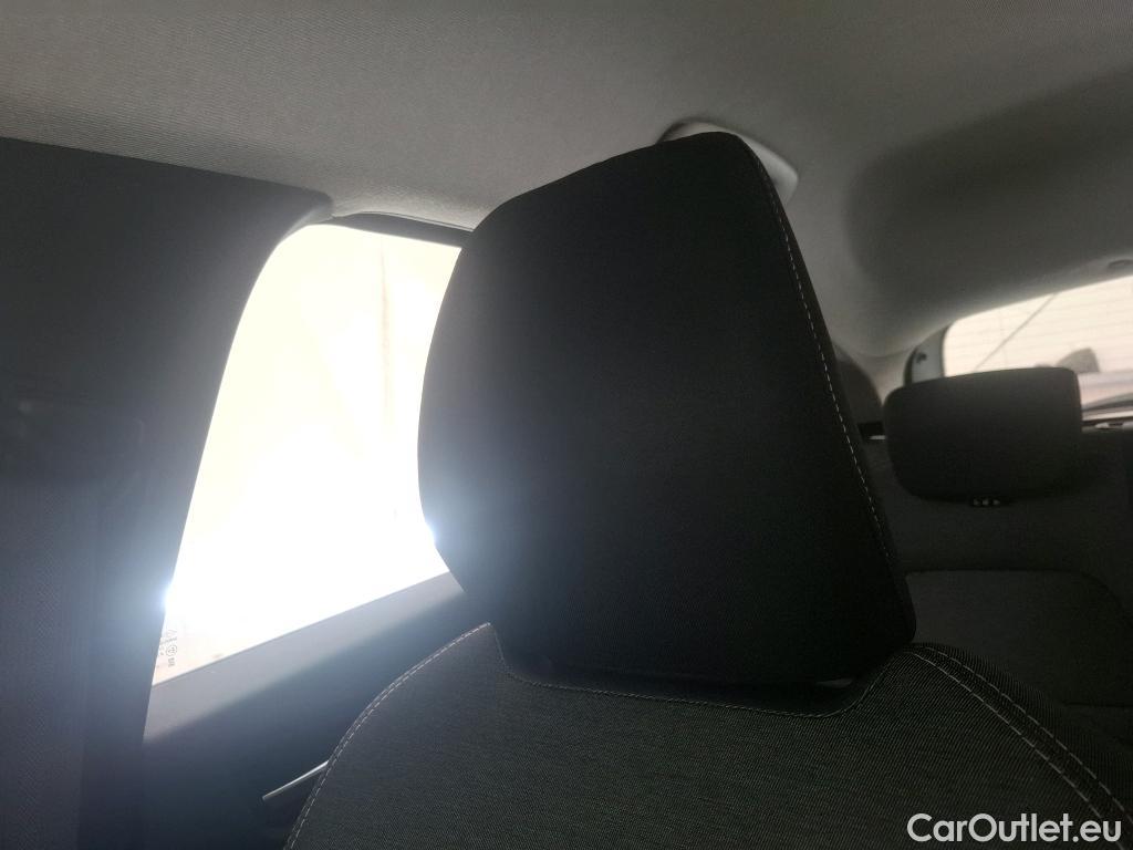  Renault  Captur RENAULT  / 2019 / 5P / SUV Business TCe 140 EDC FAP -21 #76