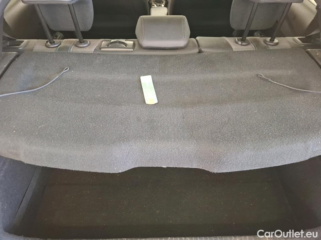  Peugeot  208  Allure Pack 1.2 PureTech 100CV BVM6 E6d #20