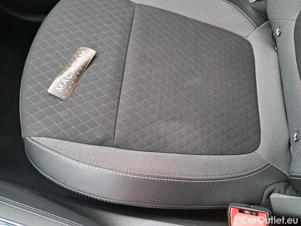  Opel   Grandland X Grandland X Business Elegance 1.5 130CV BVA8 E6d #6