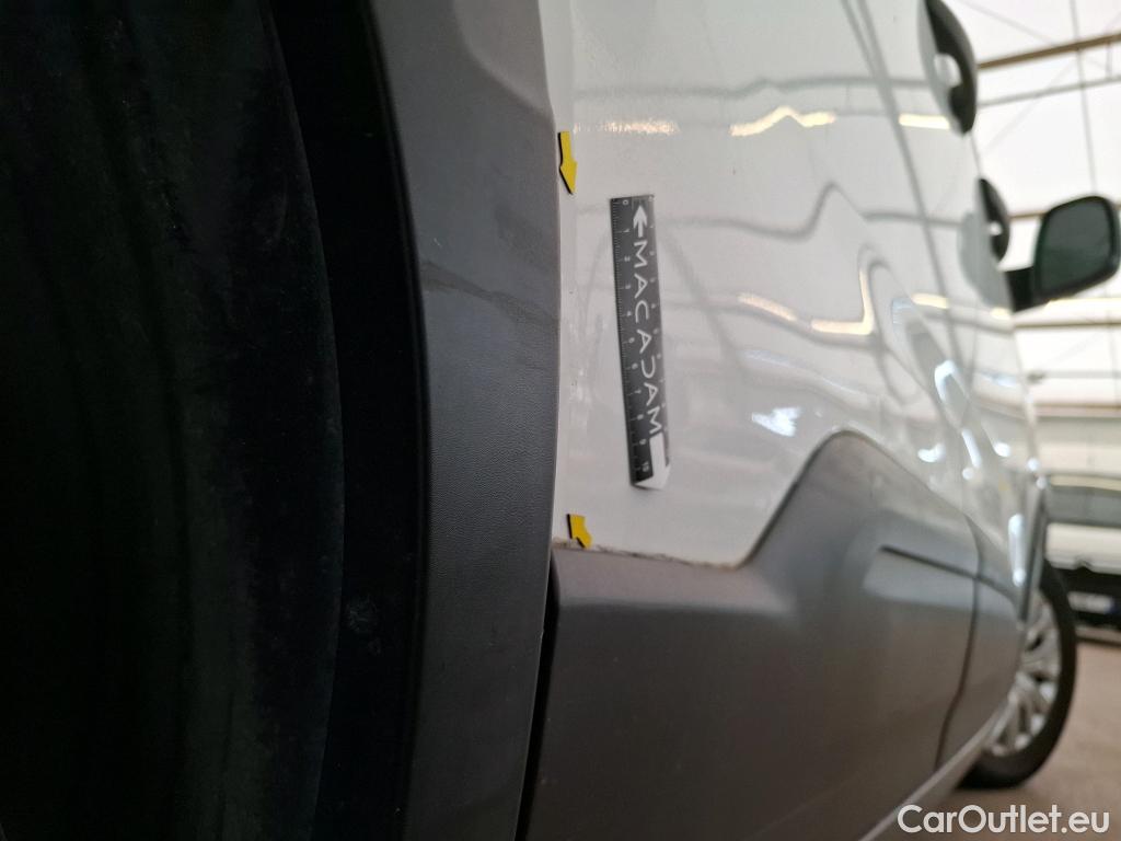  Peugeot  RIFTER  Active L1 1.2 PureTech 110 CV #9