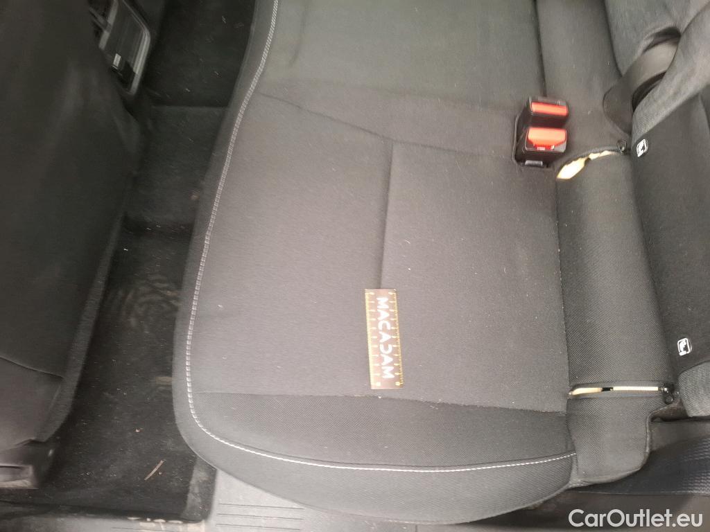  Renault  Captur RENAULT  / 2019 / 5P / SUV Business TCe 140 EDC FAP -21 #71