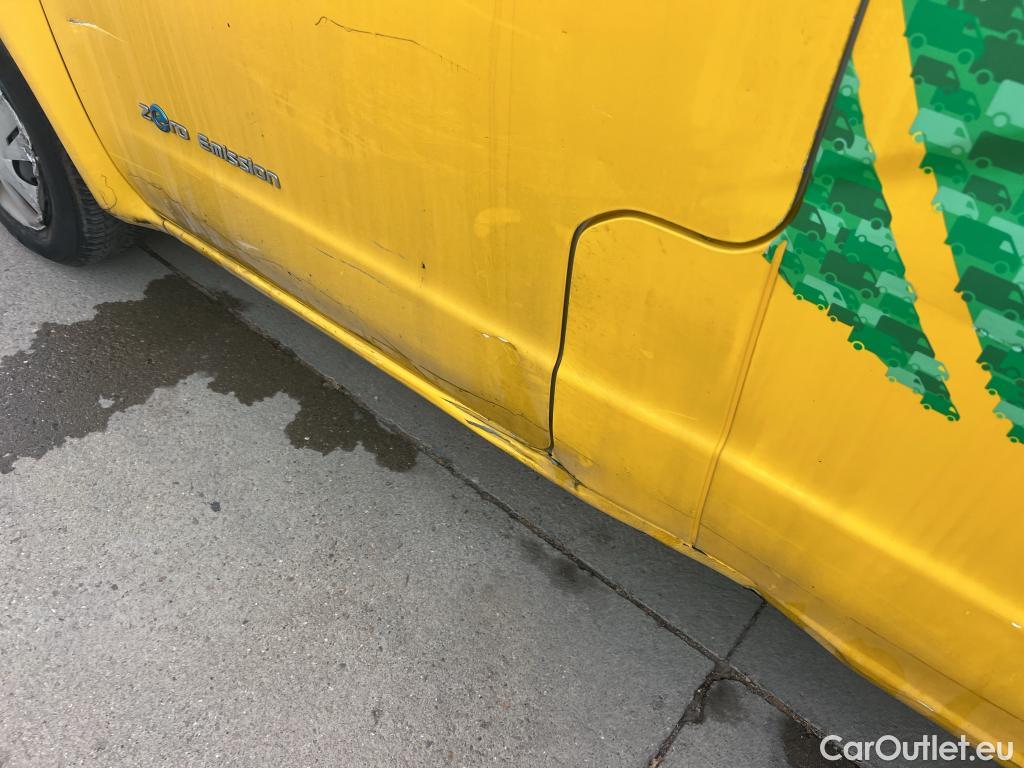  Nissan  NV200 NISSAN e- / 2009 / 4P / furgón Furgón 4p 40 kWh PROFESIONAL #24