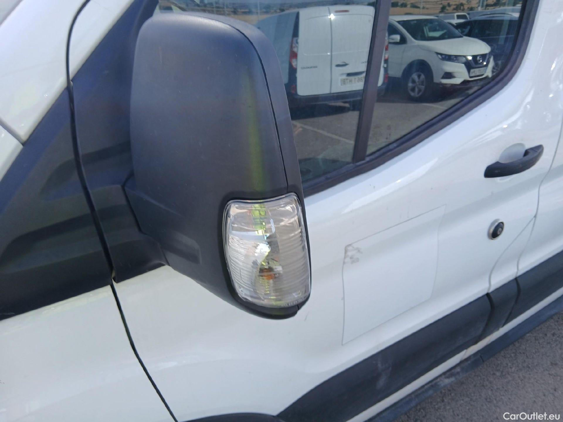  Ford  Transit FORD  / 2013 / 4P / furgón 310 96kW L2H2 Van Trend FWD MHEV #7