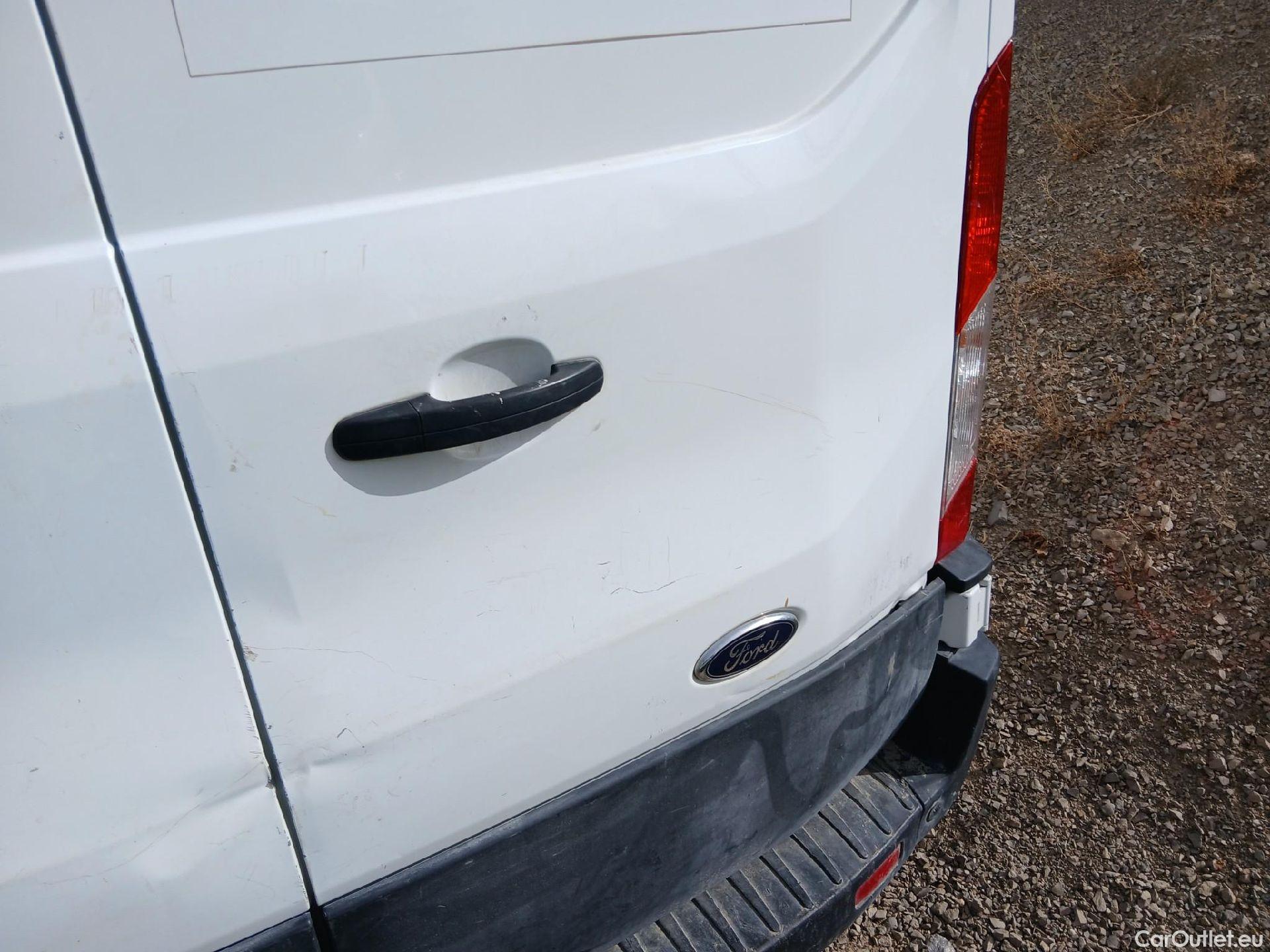  Ford  Transit FORD  / 2013 / 4P / furgón 310 96kW L2H2 Van Trend FWD MHEV #22
