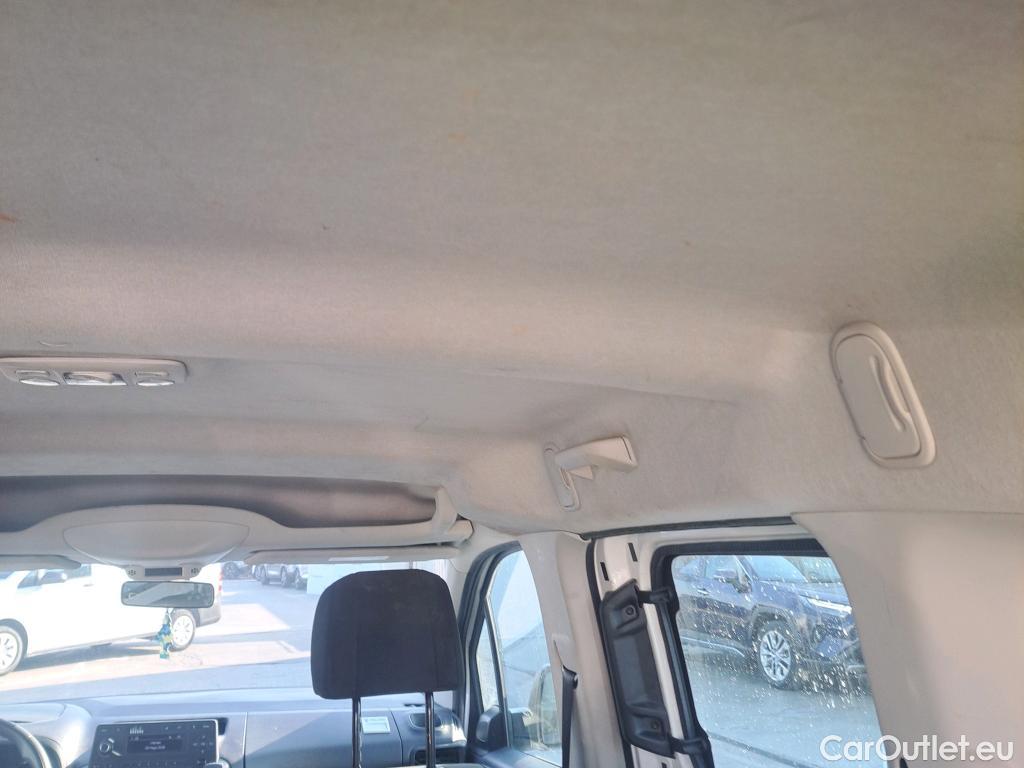  Toyota  Proace TOYOTA  City / 2020 / 4P / combi 1.5D 75kW (100CV) GX L1 (CX) #87