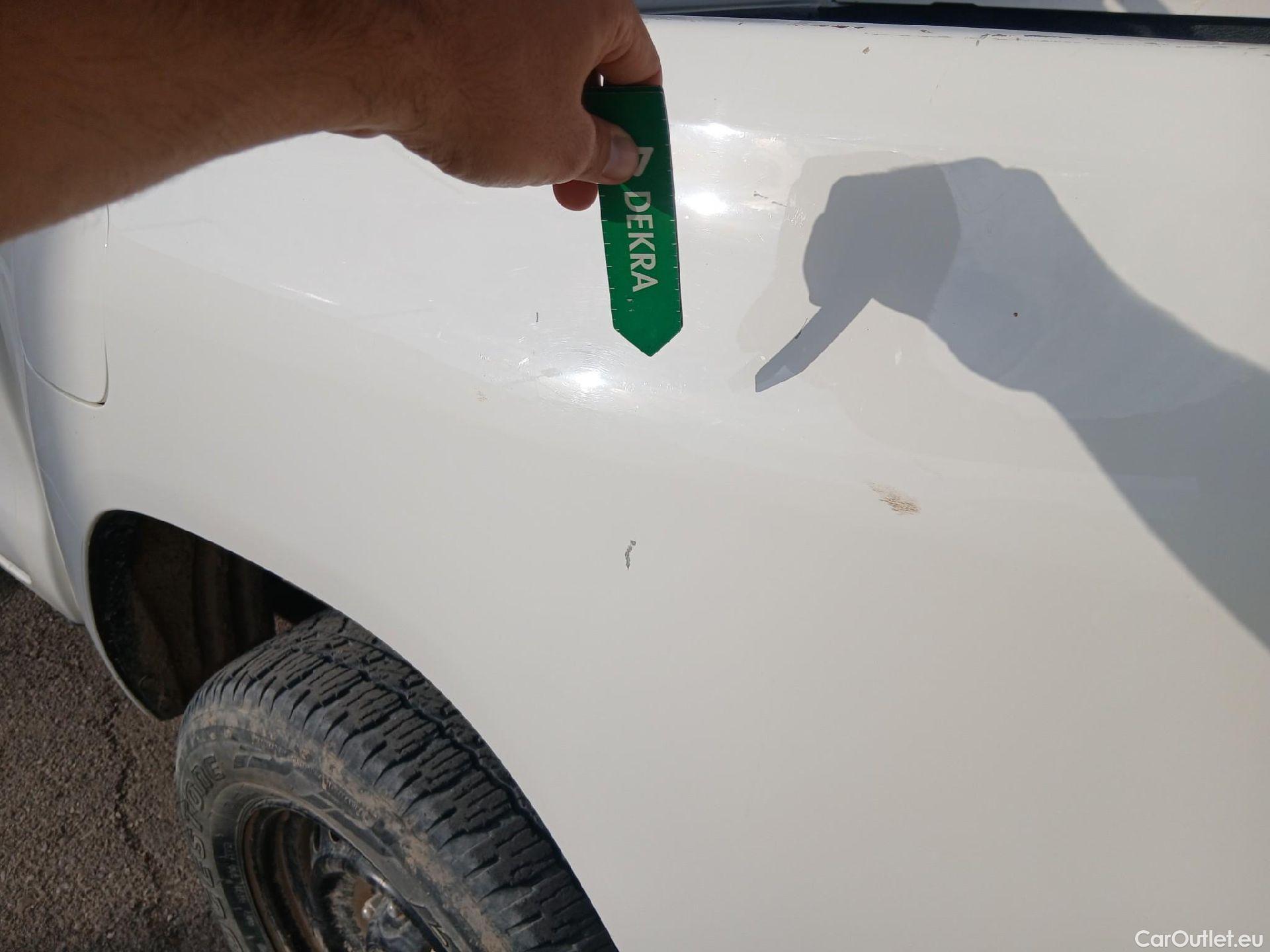  Toyota  Hilux TOYOTA  / 2020 / 4P / pickup 2.4 D-4D Cabina Doble GX #20