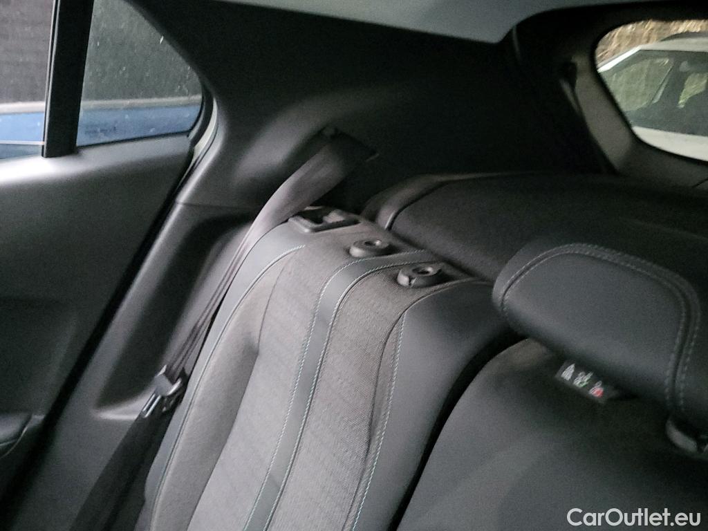  Peugeot  2008 PEUGEOT  / 2019 / 5P / todoterreno Allure BlueHDI 81kW (110CV) #1