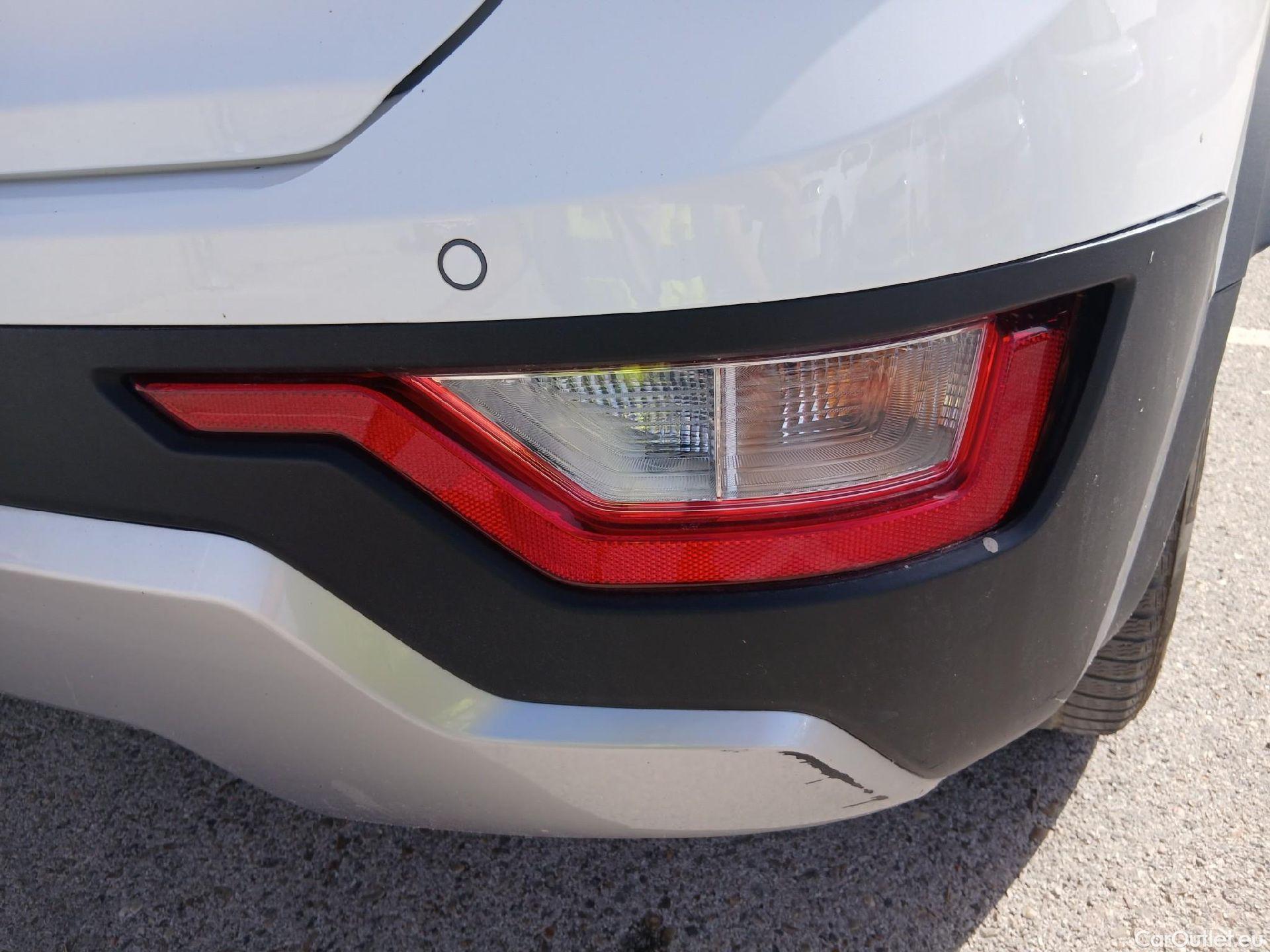  KIA  Niro KIA  / 2022 / 5P / crossover 1.6 GDi HEV 104kW (141CV) Concept #27