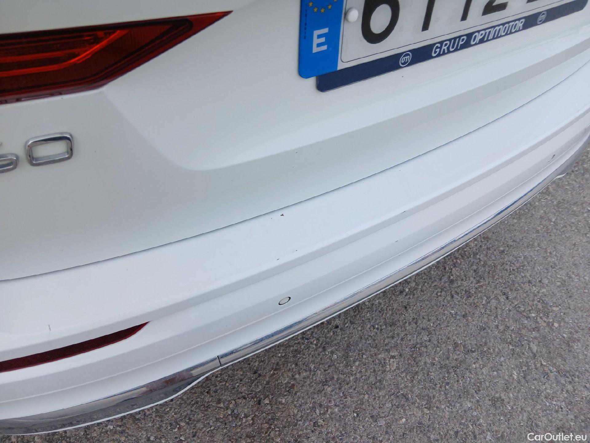  Volvo  XC60 VOLVO  / 2017 / 5P / todoterreno 2.0 T6 AWD Recharge Inscription Exp Auto #1