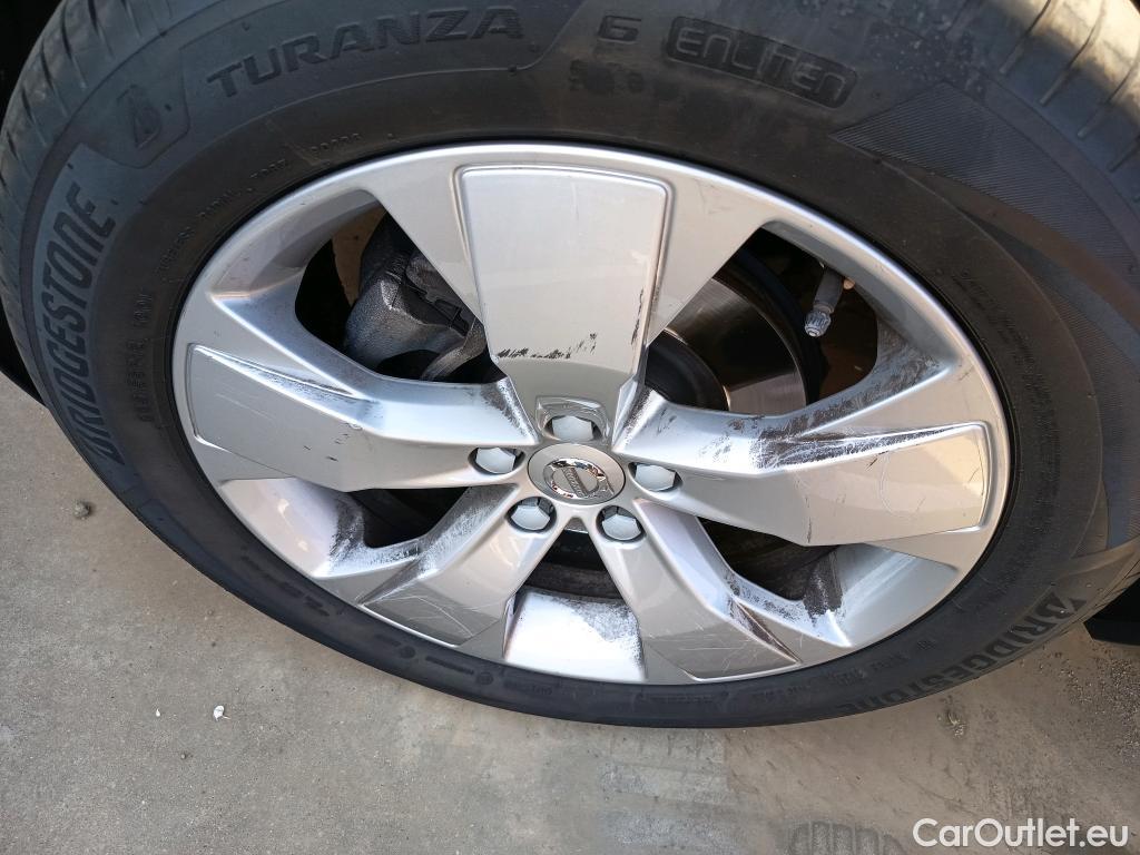  Volvo  XC 40 VOLVO XC40 / 2017 / 5P / todoterreno 1.5 T2 Momentum Auto #11