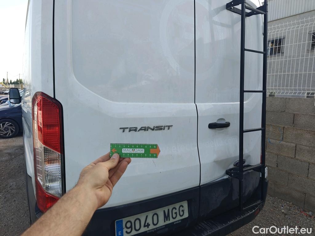  Ford  Transit FORD  / 2013 / 4P / furgón 350 96kW L3H2 Van Trend FWD #25