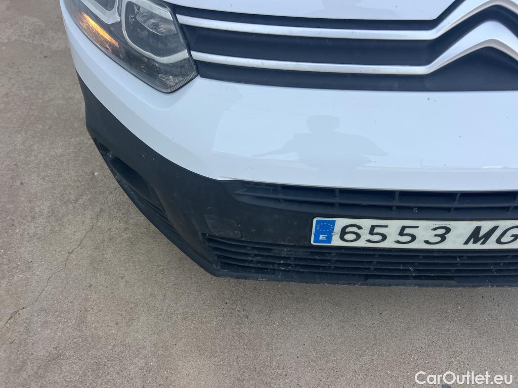  Citroen  Berlingo CITROEN  / 2018 / 4P / combi Talla M BlueHDi 100 S&S LIVE PACK BUSINE #37