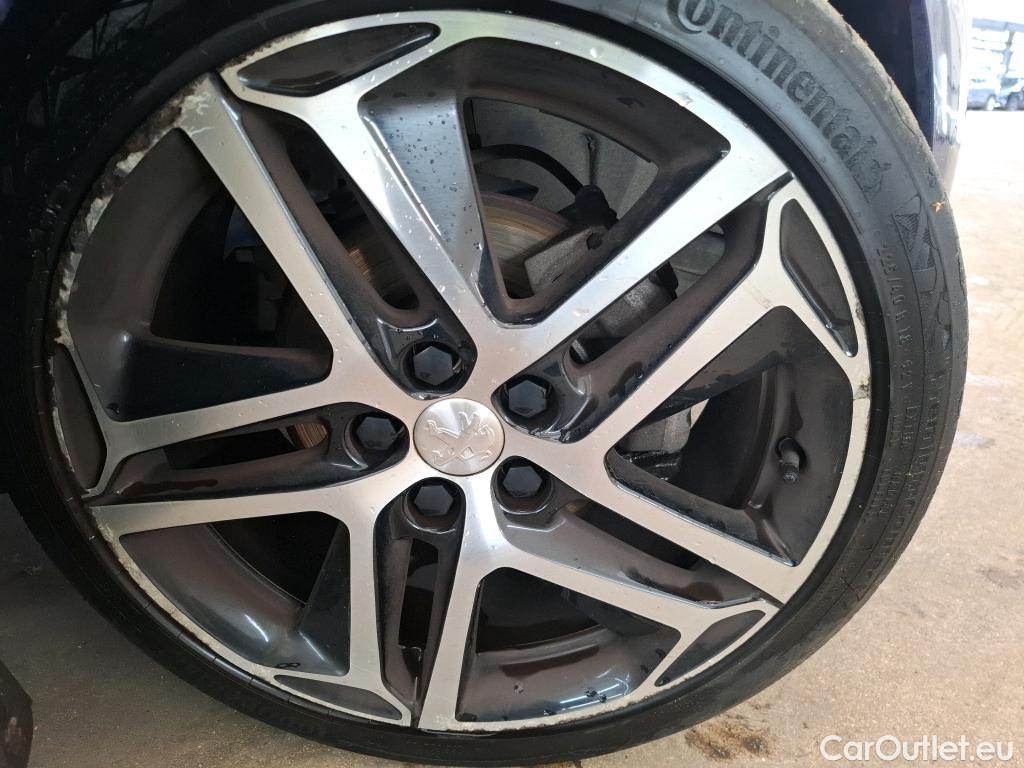 Peugeot  308  Allure 1.2 PureTech 130CV BVM6 E6dT #17