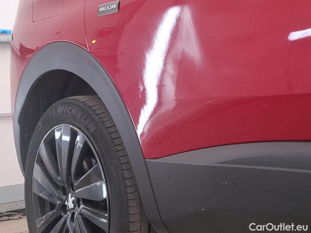  Peugeot  3008  GT 1.2 PureTech 130CV BVA8 E6d #24