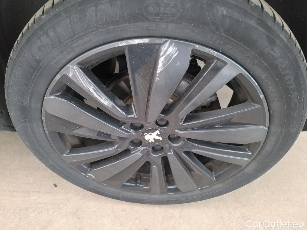  Peugeot  3008  GT 1.2 PureTech 130CV BVA8 E6d #34
