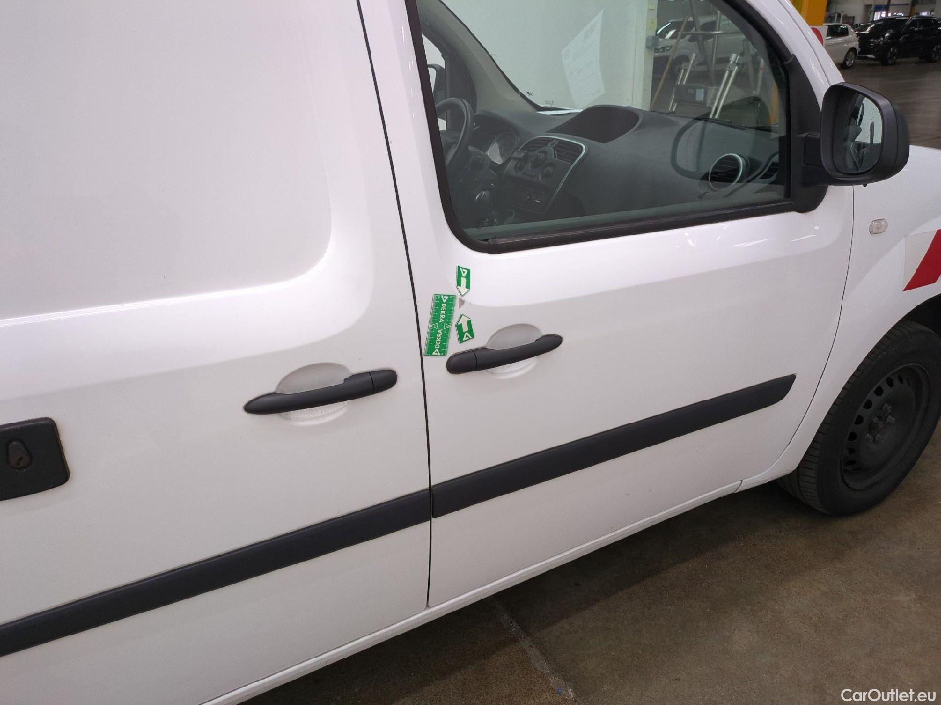  Renault  Kangoo  II Express Maxi Extra (Série Spéciale) 1.5 dCi 95CV BVM6 E6dT #29