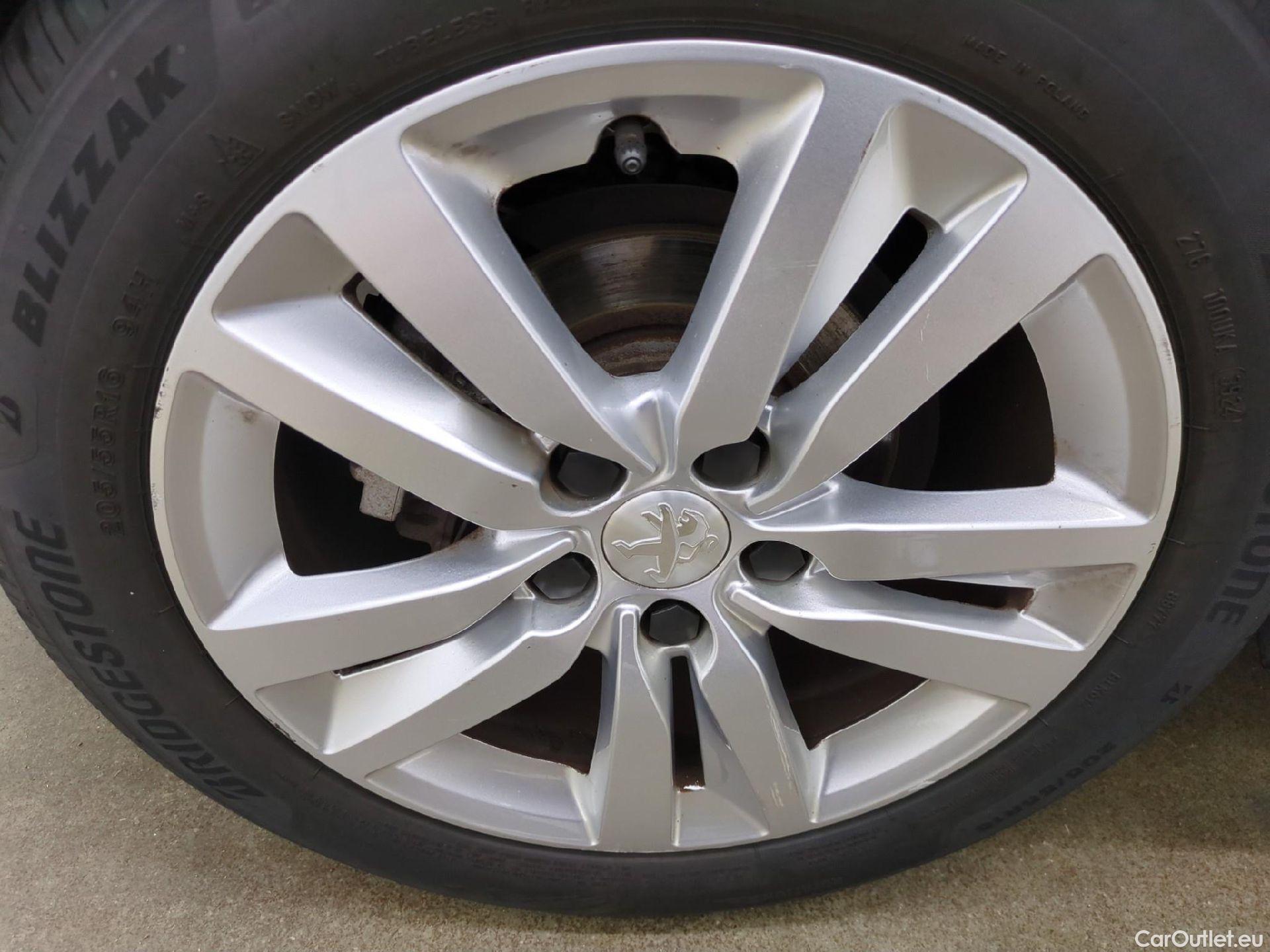  Peugeot  308  Active Business 1.5 HDi 130CV BVM6 E6d #32
