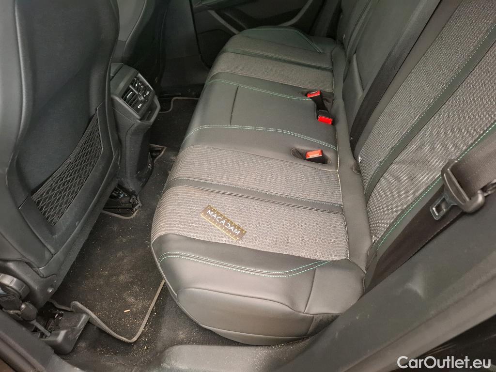  Peugeot  3008 PEUGEOT  2020 5P SUV 16 HYBRID 225 EEAT8 Allure Pack #58