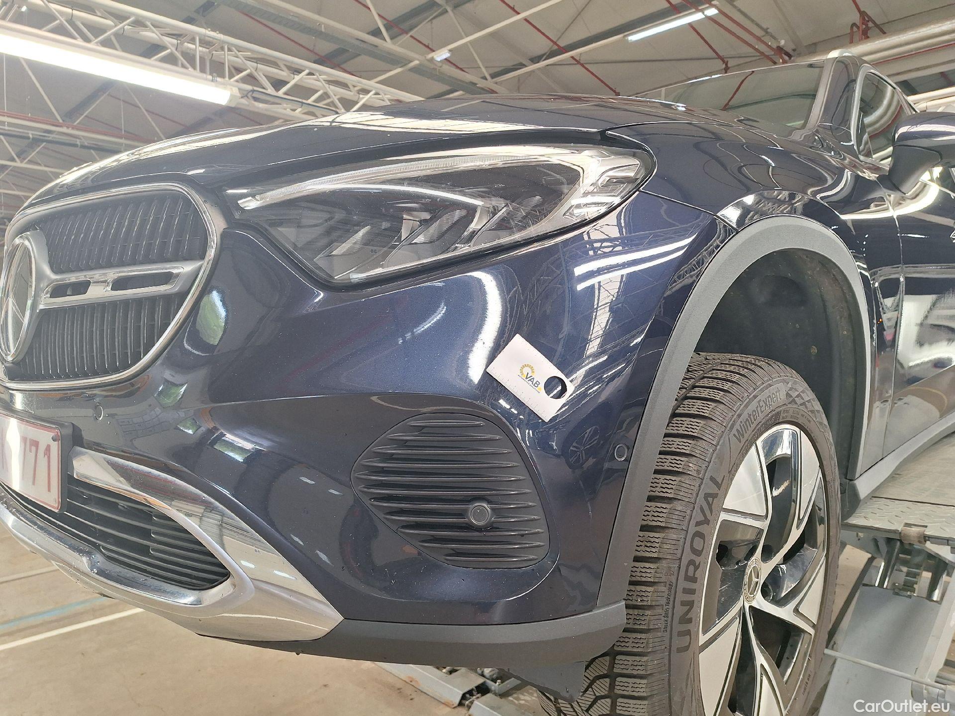  Mercedes  GLC Mercedes,  '22 PHEV, Mercedes-Benz   300 e 4MATIC Luxury Line 5d #8
