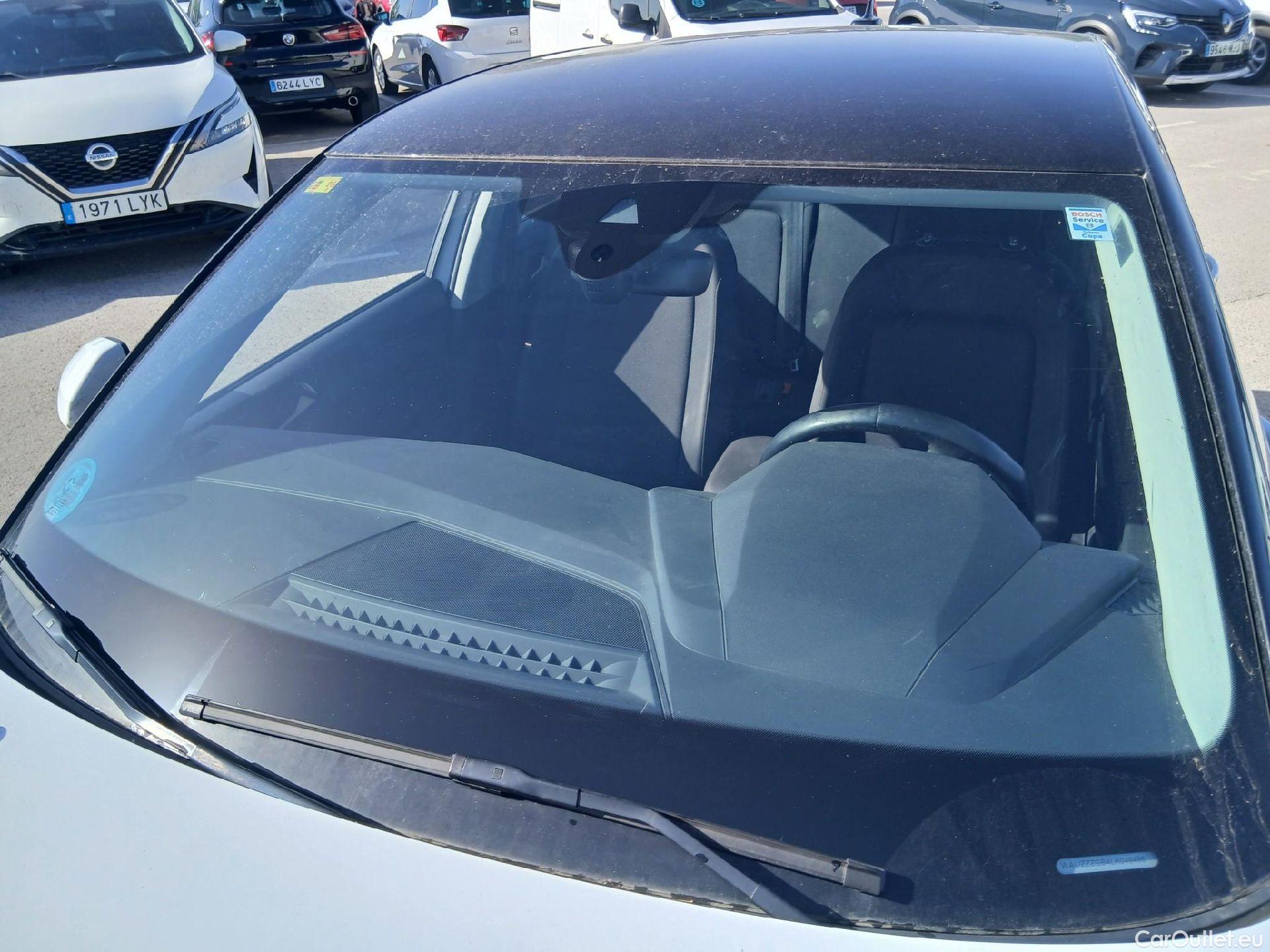  Audi  A1 Sportback AUDI A1 / 2018 / 5P / berlina con portón Sportback S line 30 TFSI 81kW (116CV) (AC) #1
