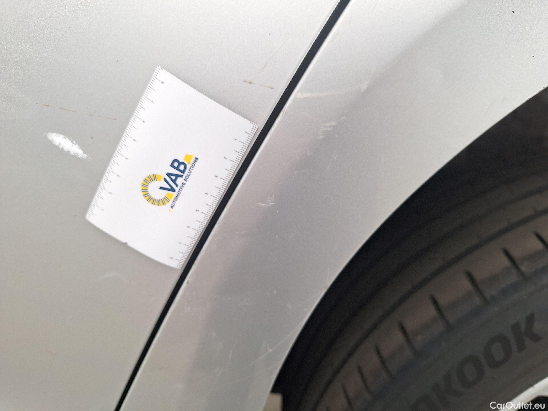  Toyota  Corolla Toyota,  TS '19, Toyota  Touring Sports 1.8 Hybrid Dynamic e #30