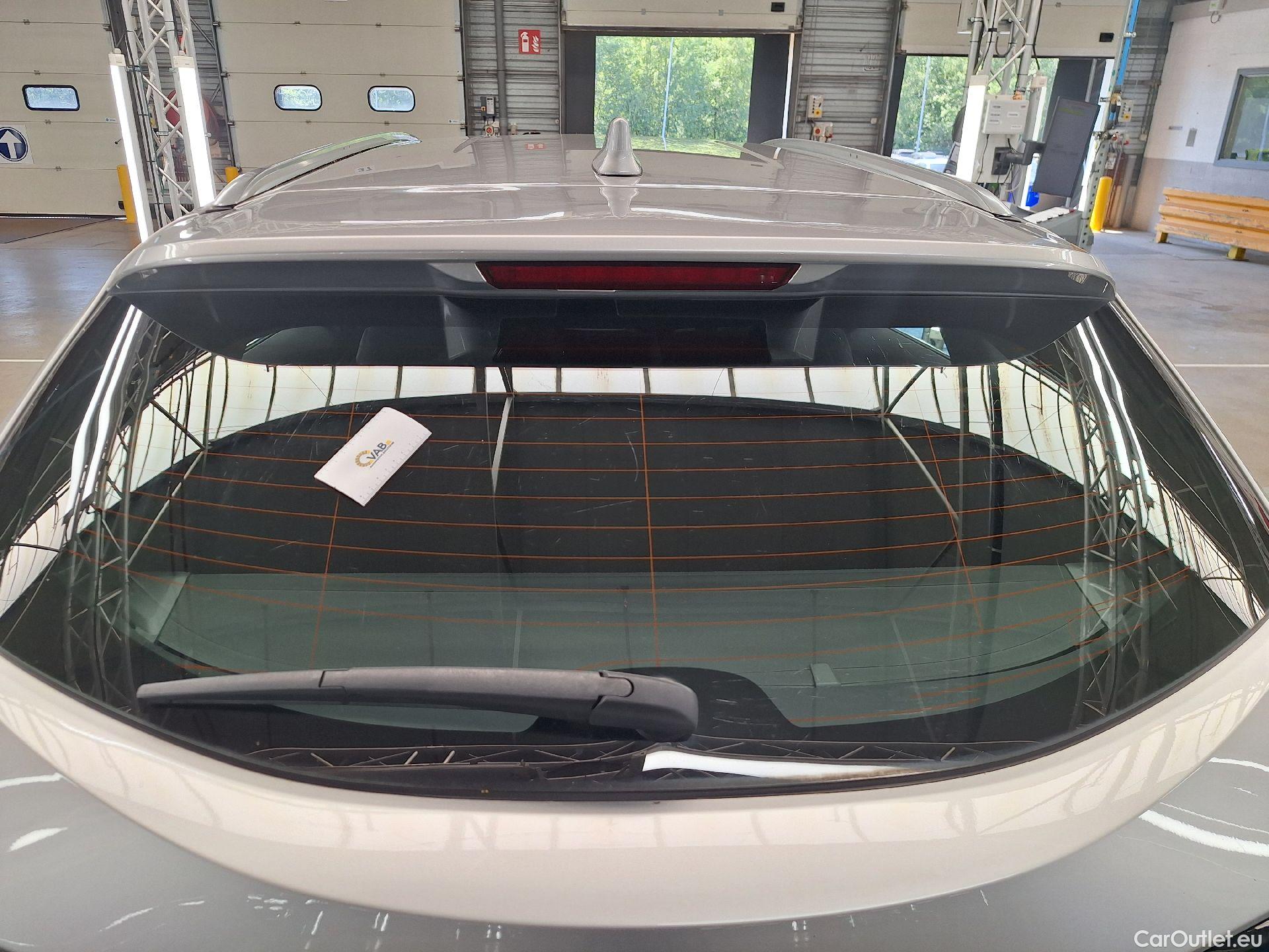  Toyota  Corolla Toyota,  TS '19, Toyota  Touring Sports 1.8 Hybrid Dynamic e #58
