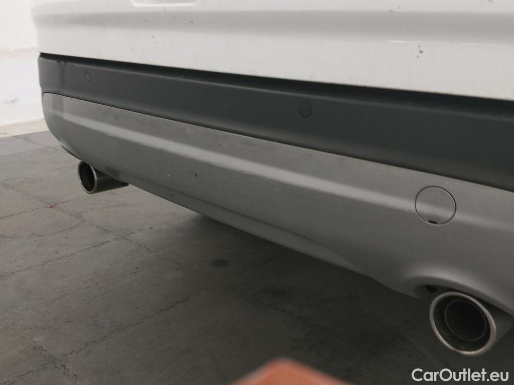  Ford  Kuga FORD  / 2016 / 5P / todoterreno 1.5 EcoBoost 88kW 4x2 Trend+ (CX) #32