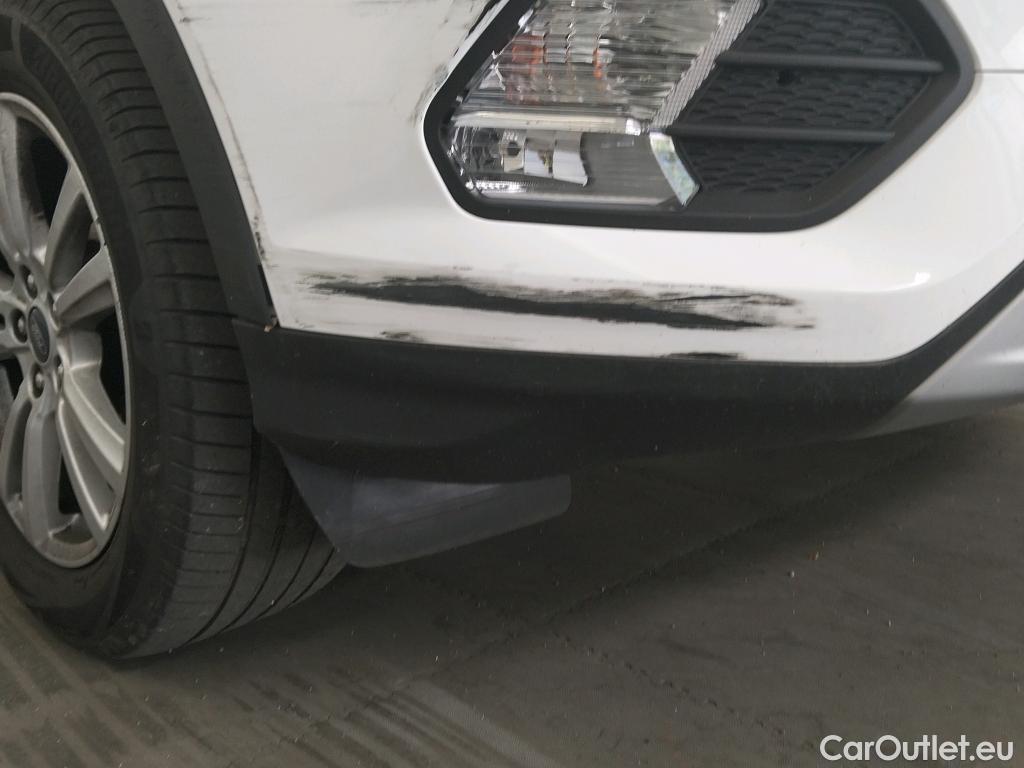  Ford  Kuga FORD  / 2016 / 5P / todoterreno 1.5 EcoBoost 88kW 4x2 Trend+ (CX) #28