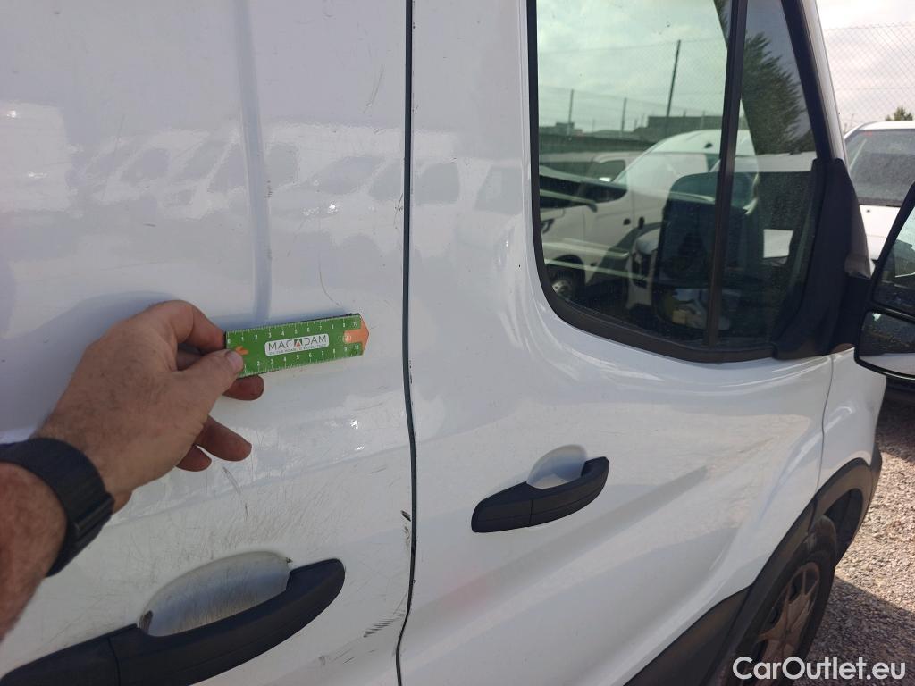  Ford  Transit FORD  / 2013 / 4P / furgón 350 96kW L3H2 Van Trend FWD #19