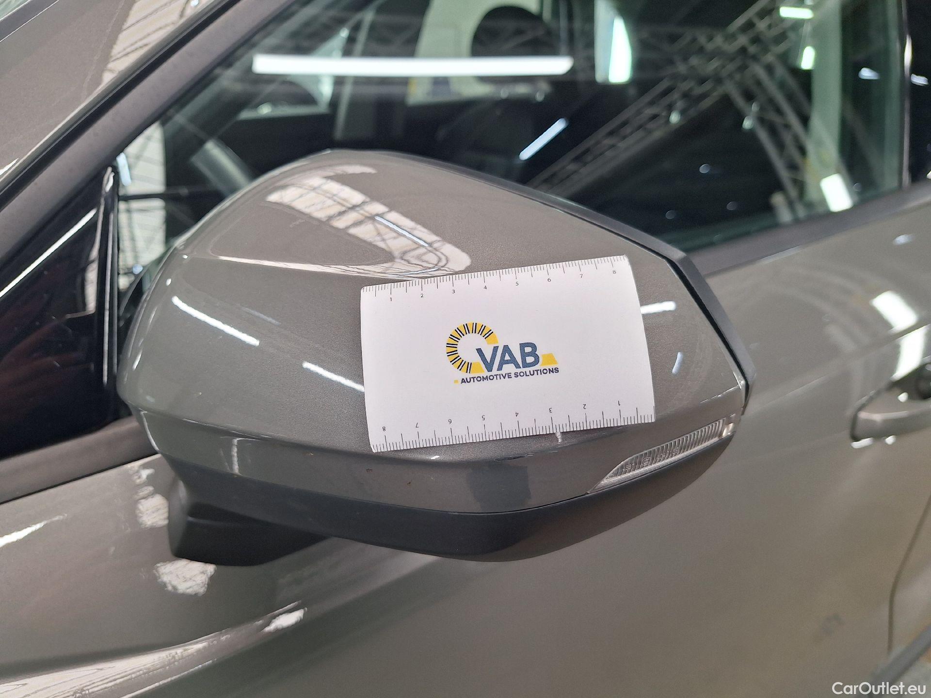  Audi  Q3 Audi,  '18, Audi  35 TDI S Tronic Business Edition 5d #32