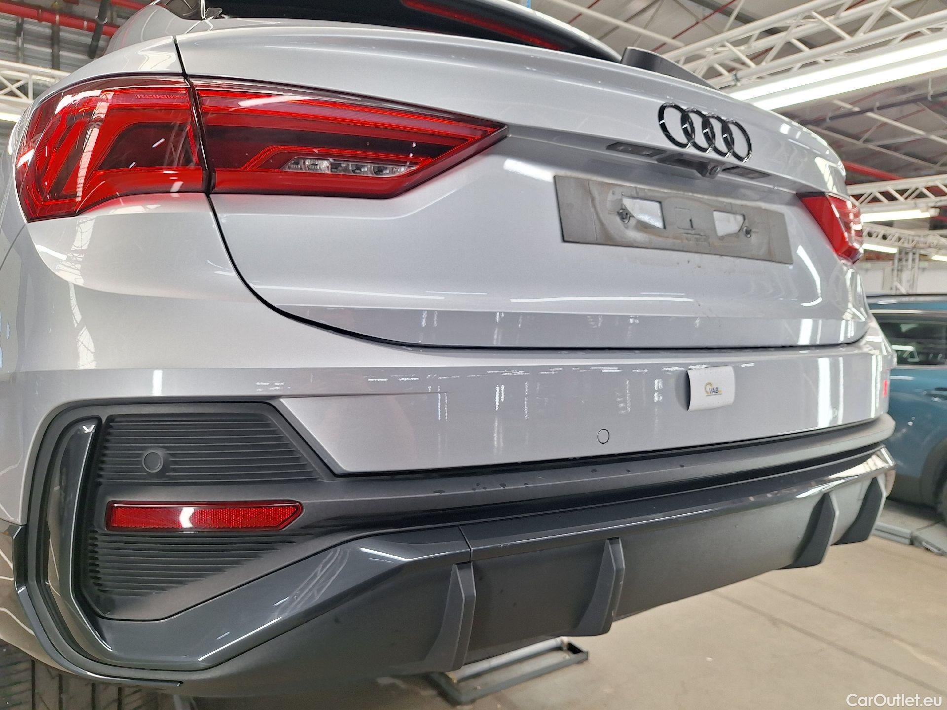  Audi  Q3 Audi,  SB '19, Audi  Sportback 45 TFSI e S tronic 5d #30