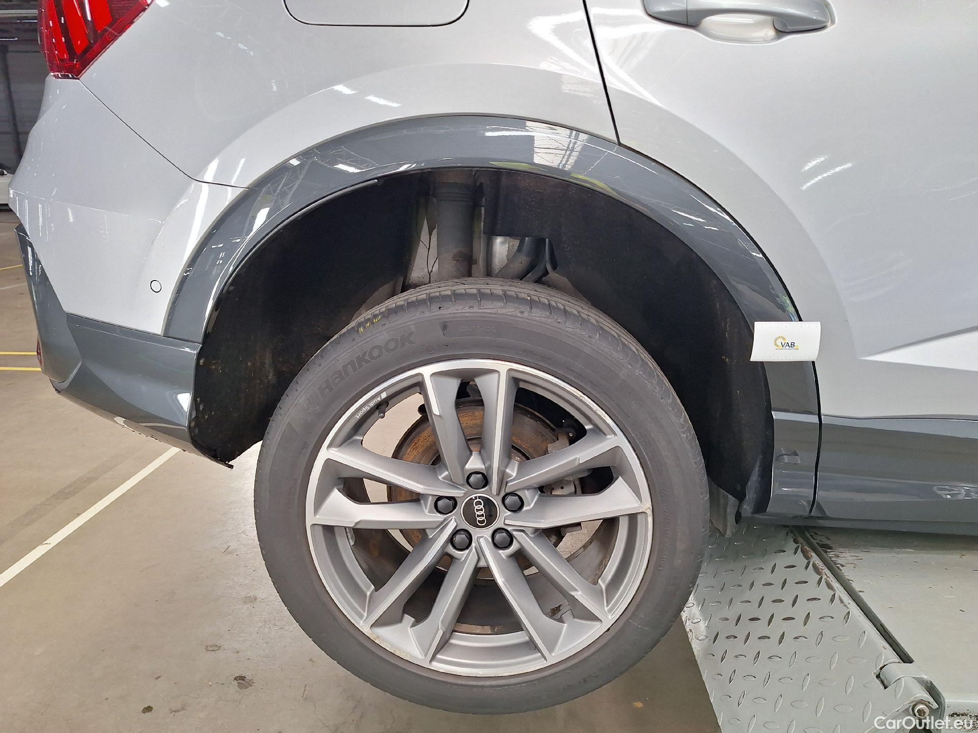  Audi  Q3 Audi,  SB '19, Audi  Sportback 45 TFSI e S tronic 5d #11