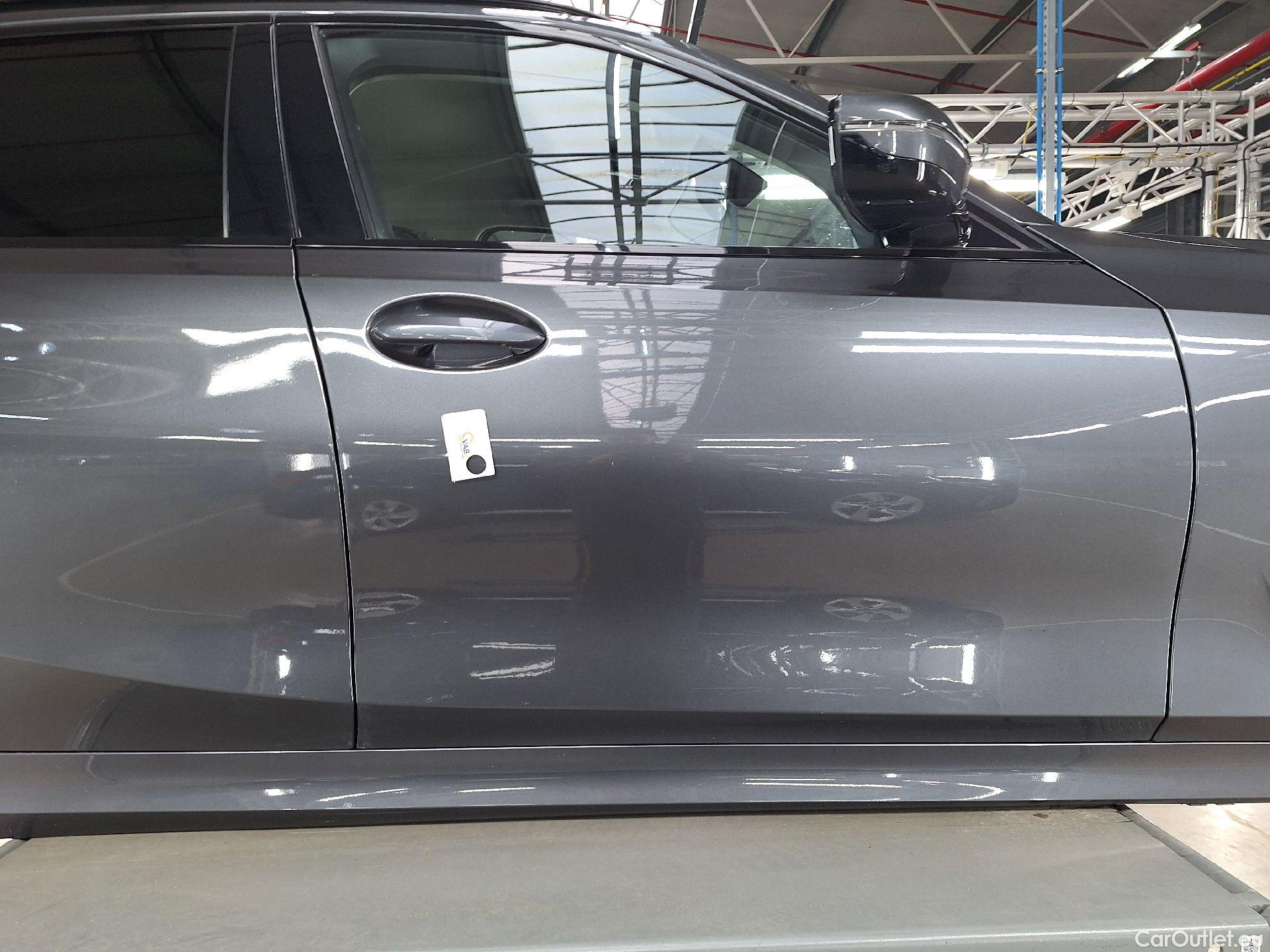  Bmw  Serie 3 BMW, 3-serie Touring '18, BMW 3 Reeks Touring 316dA (90 kW) 5d #15