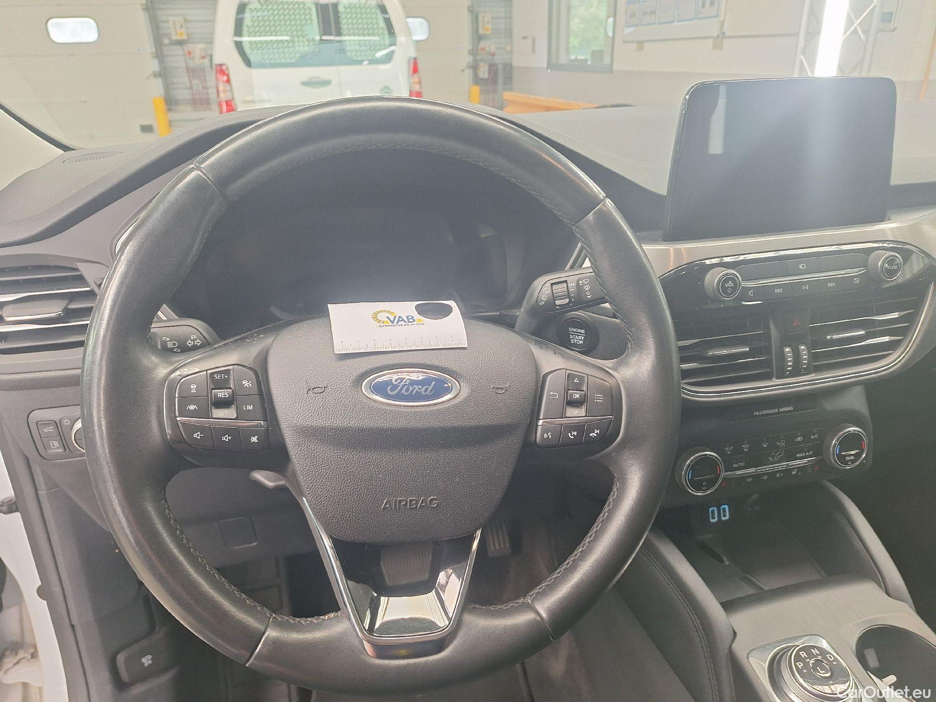  Ford  Kuga Ford,  '19, Ford  2.5i PHEV Aut. 165kW Titanium 5d #7