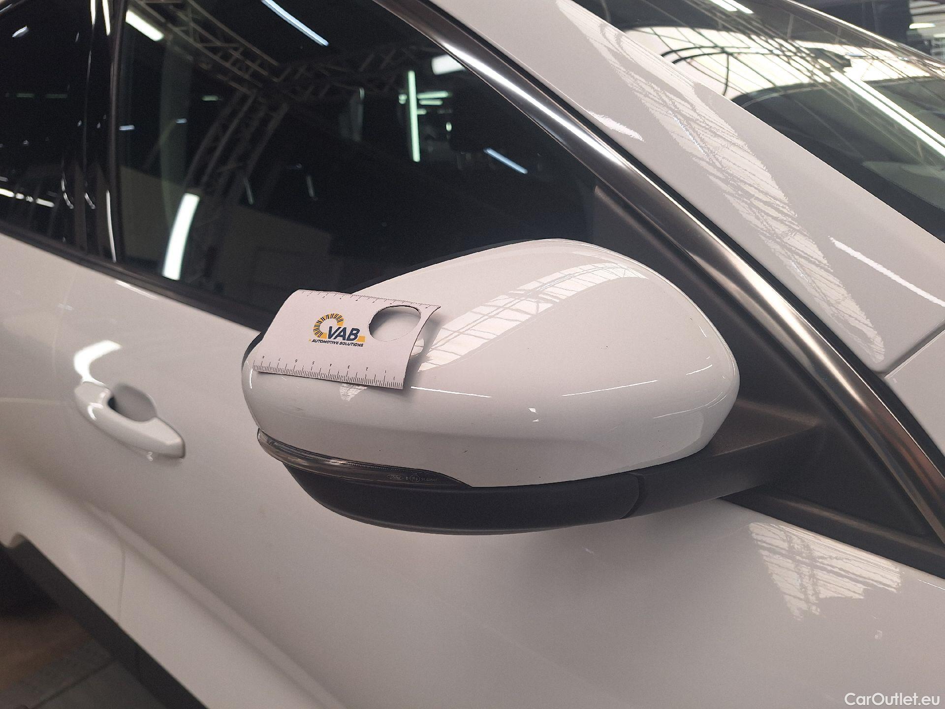  Ford  Kuga Ford,  '19, Ford  2.5i PHEV Aut. 165kW Titanium 5d #5