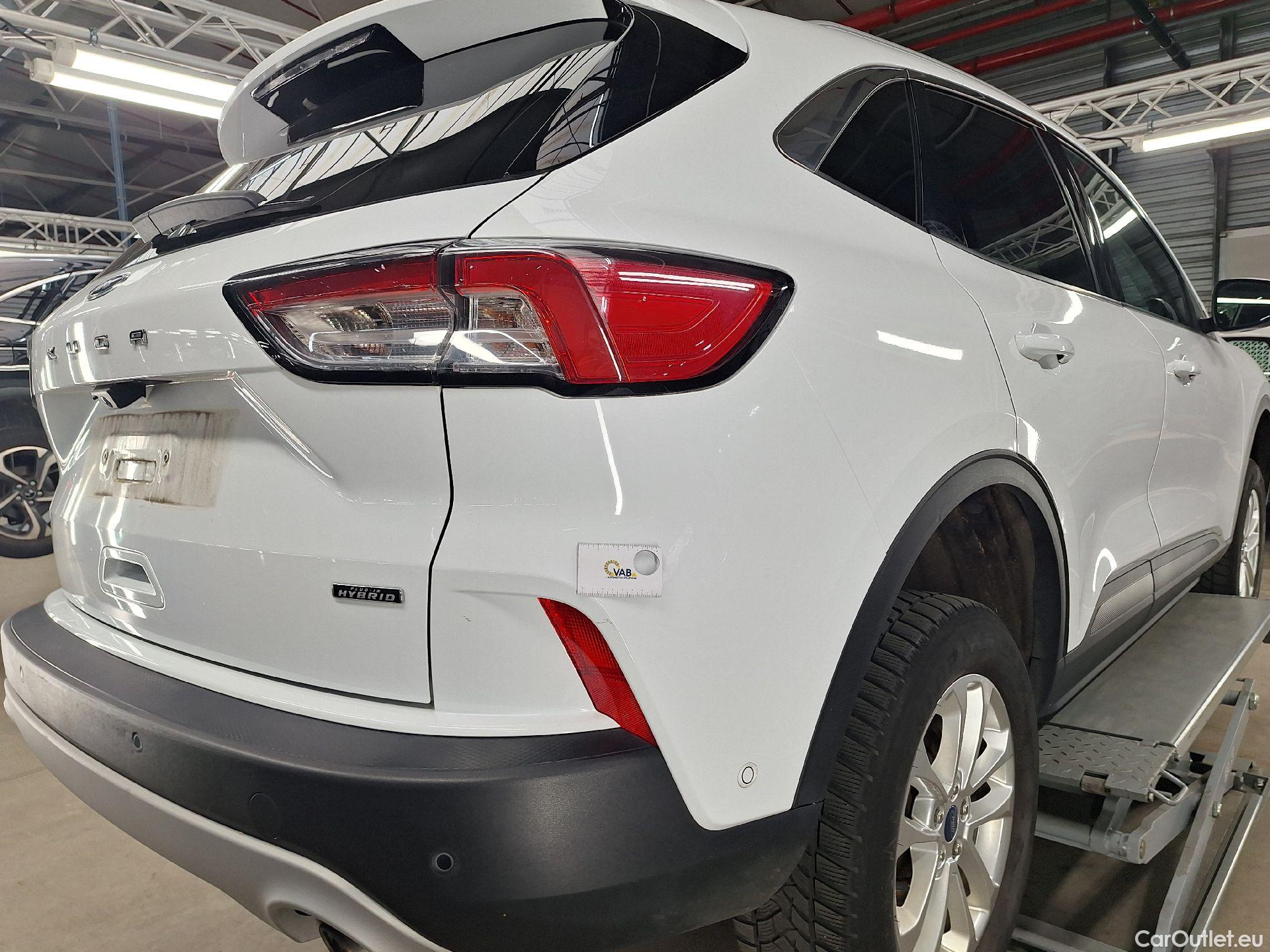  Ford  Kuga Ford,  '19, Ford  2.5i PHEV Aut. 165kW Titanium 5d #52