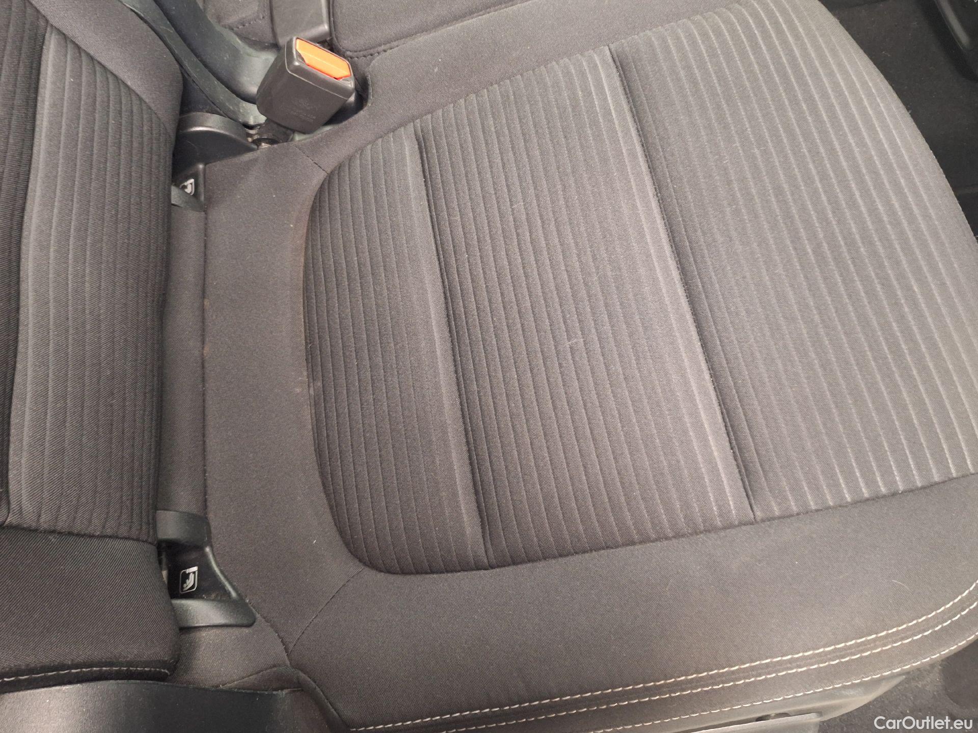  Ford  Kuga Ford,  '19, Ford  2.5i PHEV Aut. 165kW Titanium 5d #13