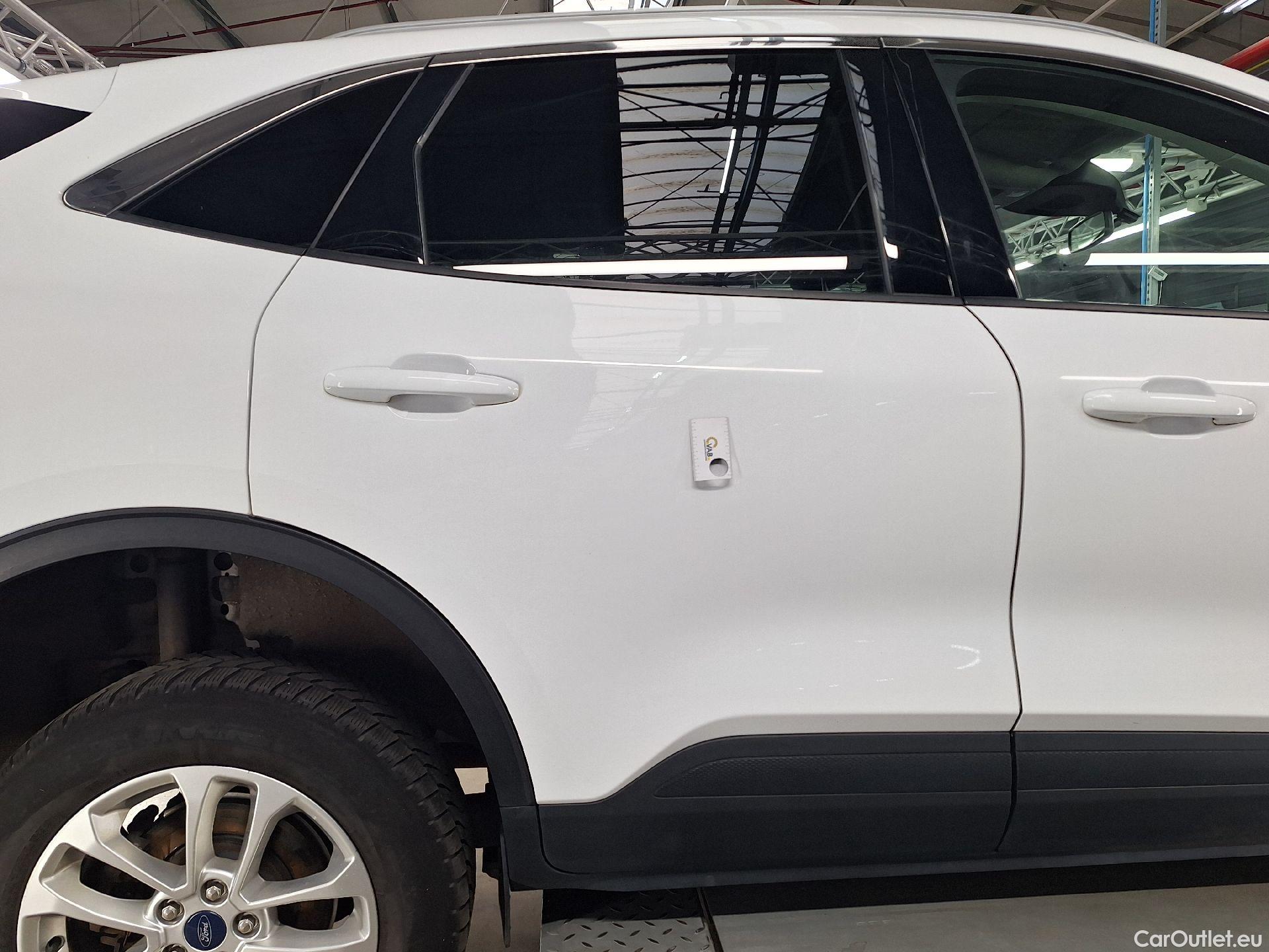  Ford  Kuga Ford,  '19, Ford  2.5i PHEV Aut. 165kW Titanium 5d #62