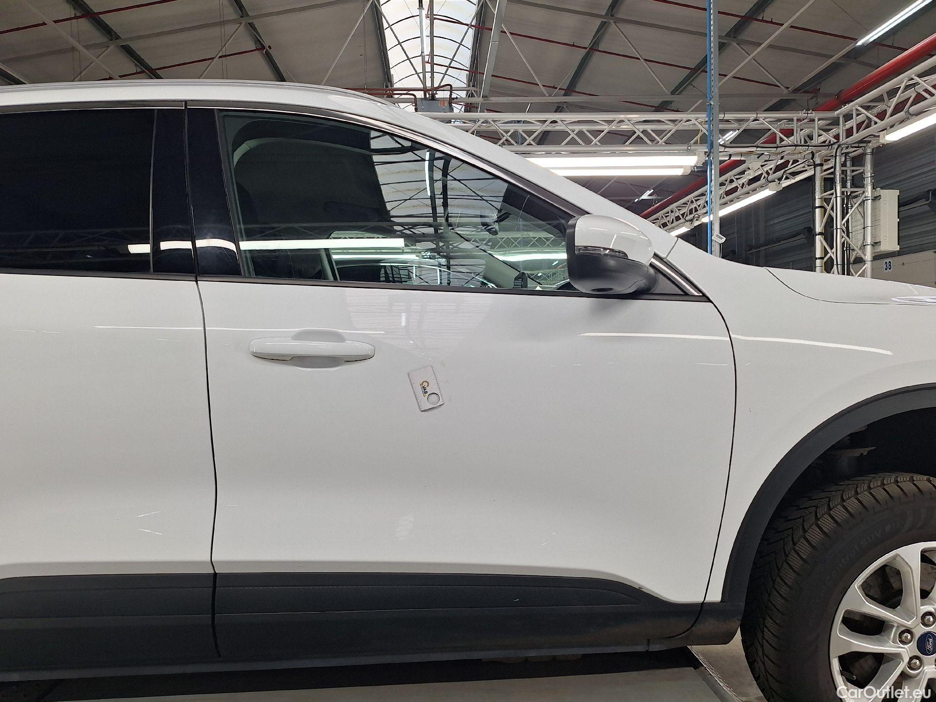  Ford  Kuga Ford,  '19, Ford  2.5i PHEV Aut. 165kW Titanium 5d #65