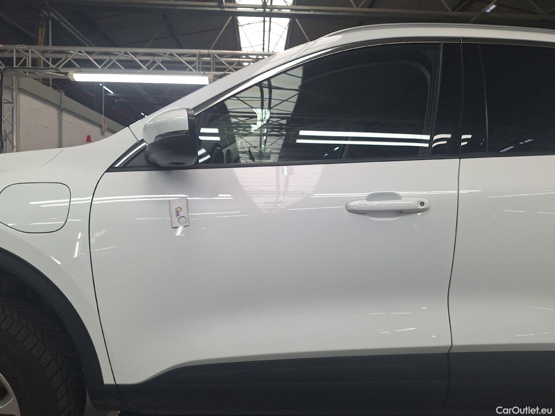  Ford  Kuga Ford,  '19, Ford  2.5i PHEV Aut. 165kW Titanium 5d #35