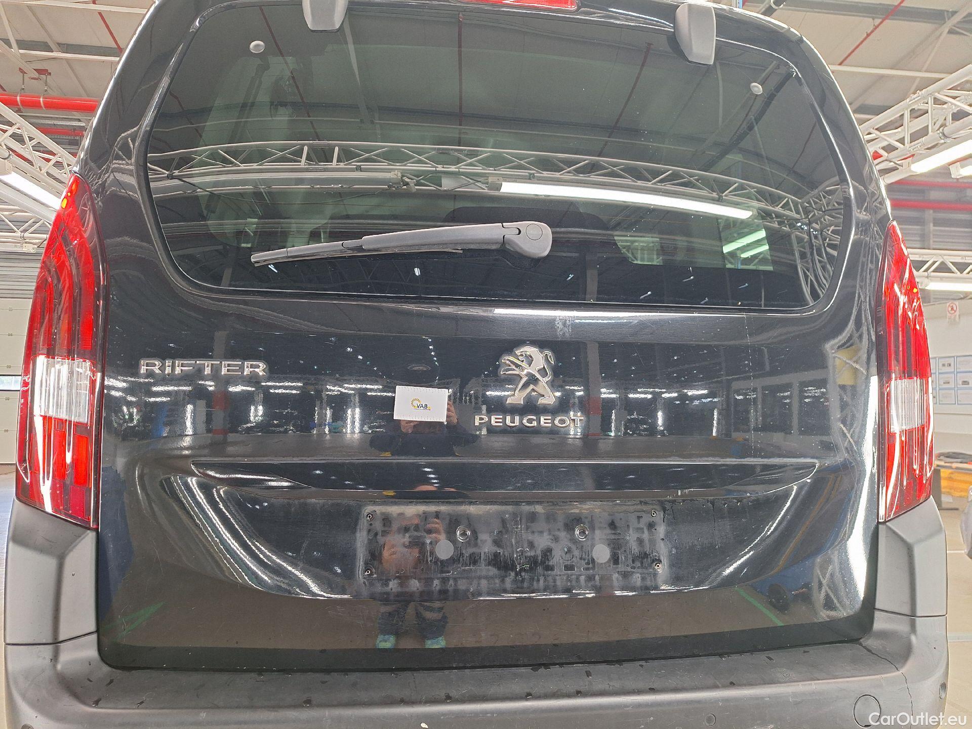  Peugeot  RIFTER Peugeot,  '18, Peugeot  1.5 BlueHDi 100 S/S Allure 5d #30