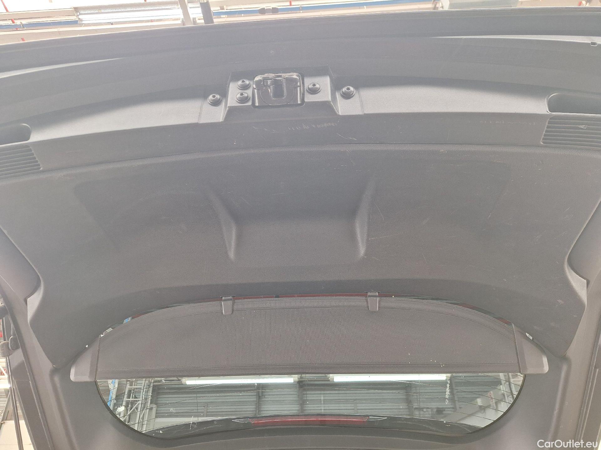  Toyota  Corolla Toyota,  TS '19, Toyota  Touring Sports 1.8 Hybrid Dynamic e #71