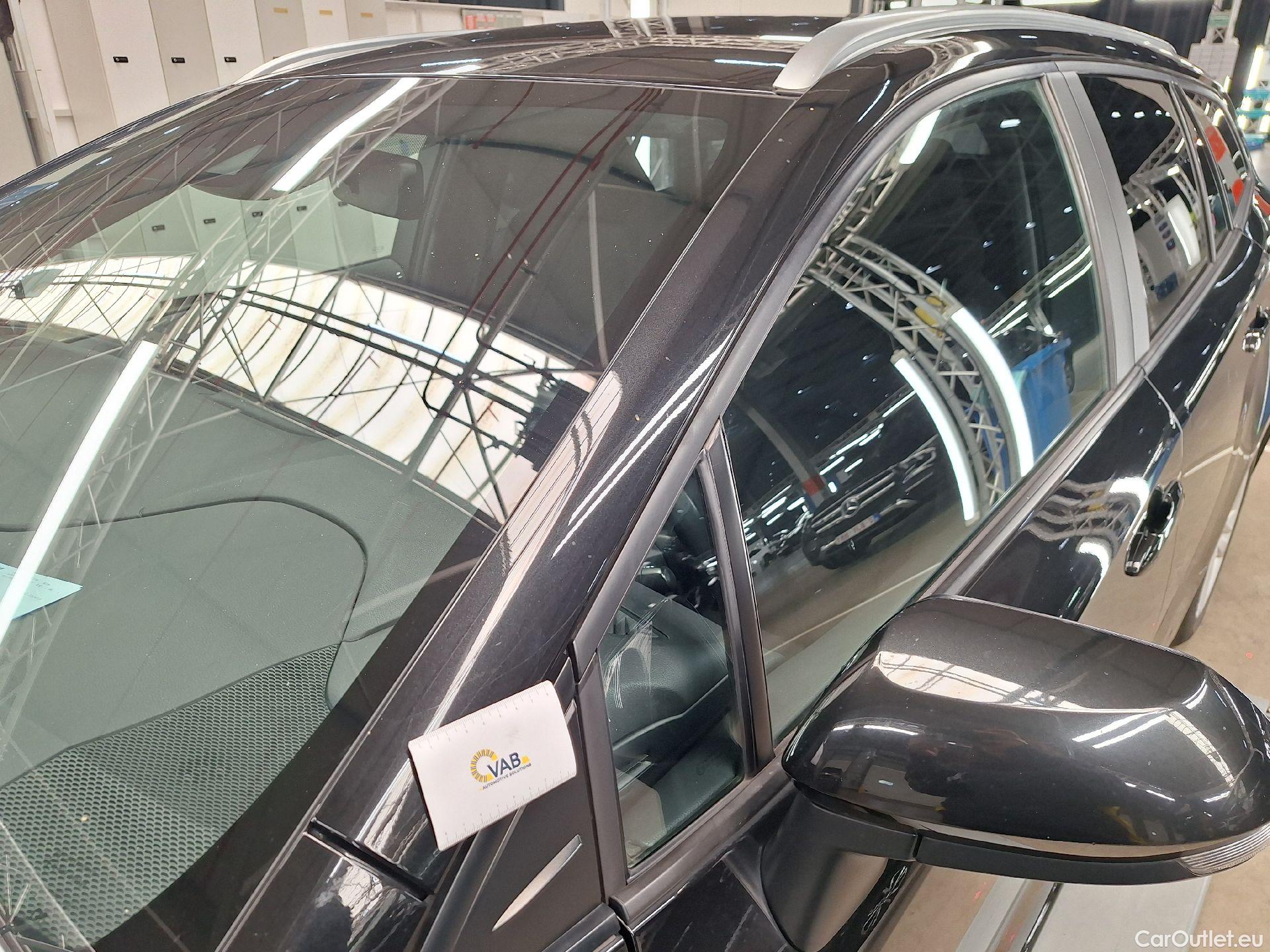 Toyota  Corolla Toyota,  TS '19, Toyota  Touring Sports 1.8 Hybrid Dynamic e #69