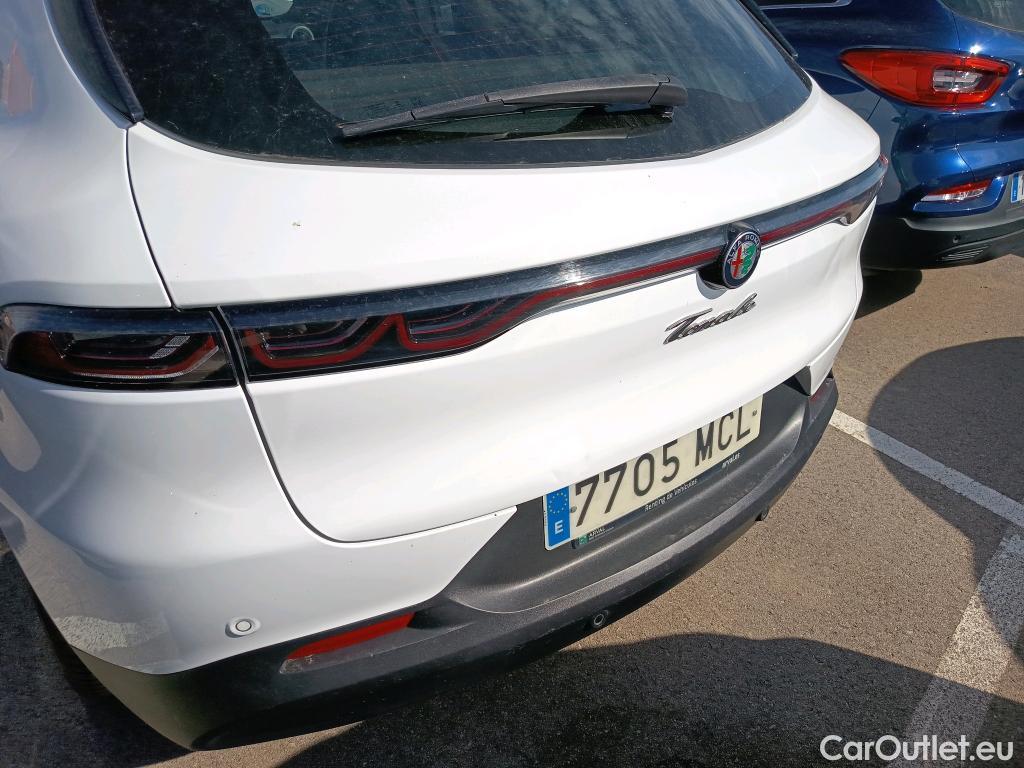  Alfa Romeo  TONALE Alfa Romeo  / 2022 / 5P / todoterreno 1.5 MHEV GASOLINA 130 CV SPRINT FWD #3