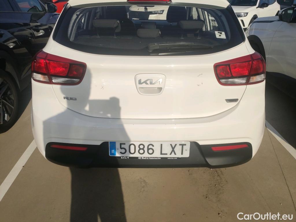  KIA  Rio KIA  / 2020 / 5P / berlina con portón 1.0 T-GDi 74kW (100CV) MHEV iMT Concept #1