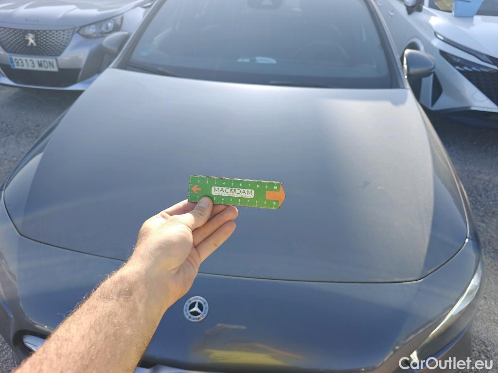  Mercedes  A-Klasse MERCEDES-BENZ Clase A / 2018 / 5P / berlina con portón A 180 d #30