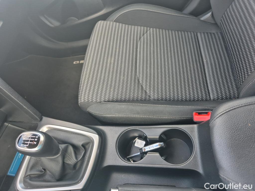  KIA  Cee'd KIA Ceed / 2021 / 5P / berlina con portón 1.0 T-GDi 88kW (120CV) Drive #15