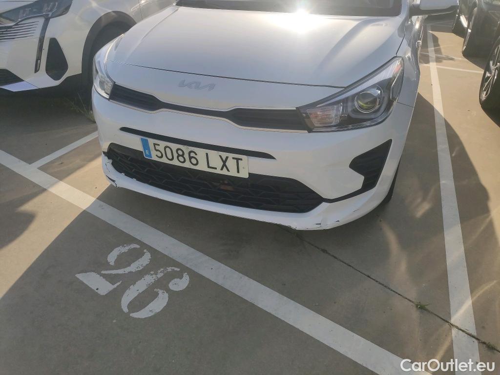  KIA  Rio KIA  / 2020 / 5P / berlina con portón 1.0 T-GDi 74kW (100CV) MHEV iMT Concept #5